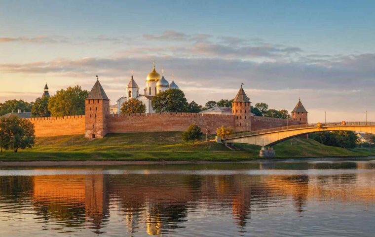 Великий Новгород за один день: маршрут от Кремля