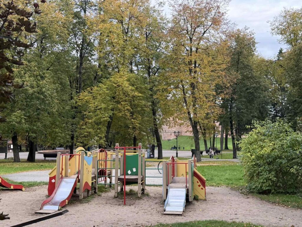Детская площадка